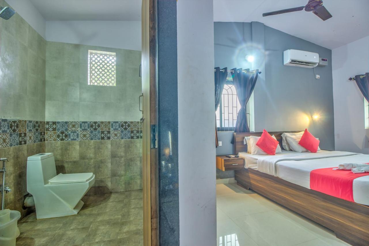 Beach Doorz Hotel Baga Exterior photo